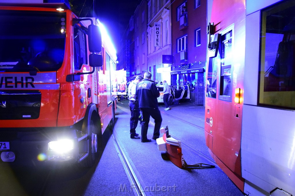 VU Pkw Strab PKlemm Koeln Altstadt Jahnstr P011.JPG - Miklos Laubert